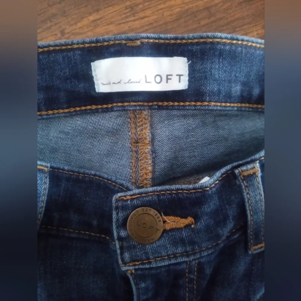 LOFT Modern Skinny Jeans Dark Wash Cuffed Ankle - Size 27/4 - Picture 4 of 9